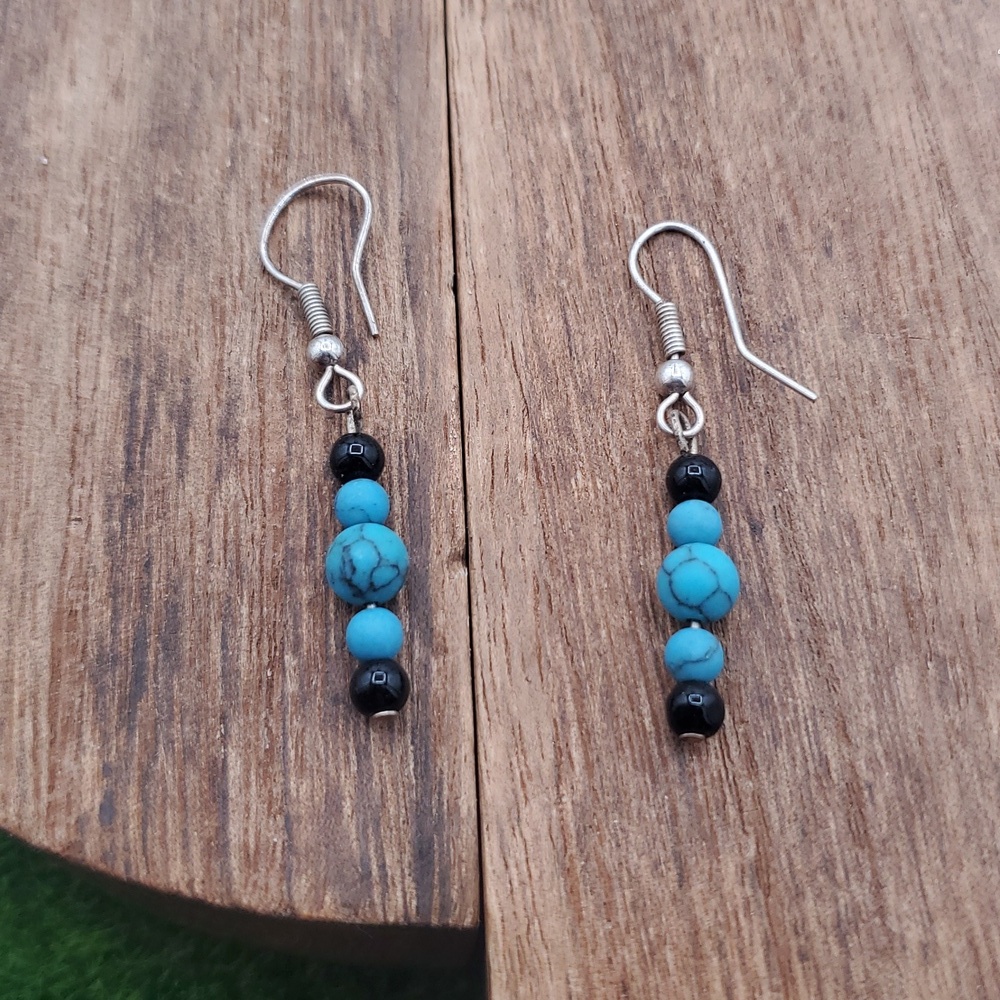 Timeless Turquoise Drop Earrings E1033